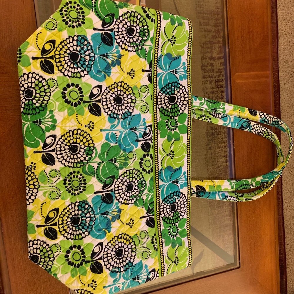 Vera Bradley Limes Giant Tote